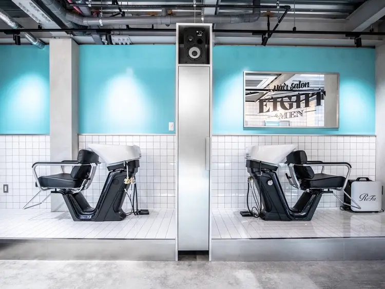 EIGHT MEN 北千住店の内観・外観2