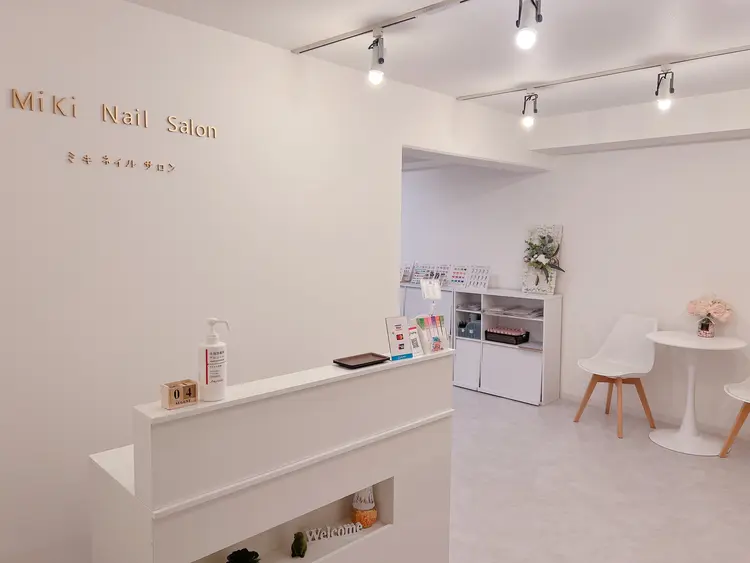 MiKi Nail Salonの内観・外観1