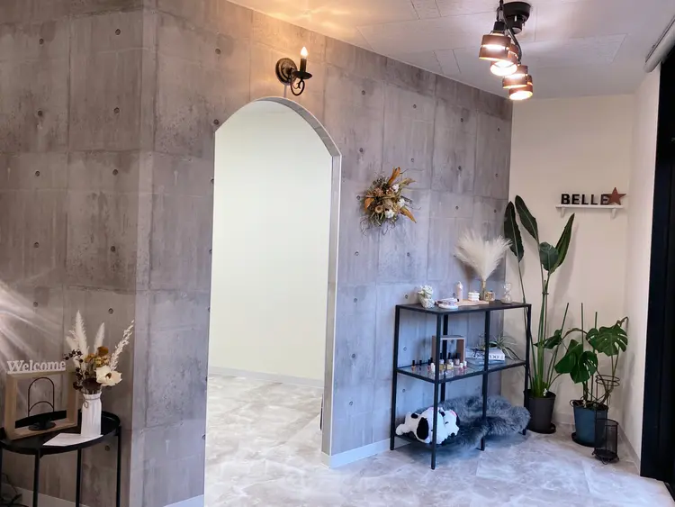 nailsalon&school belleの内観・外観1