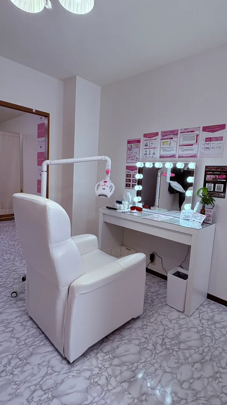 セルフホワイトニングエクシア大府店の内観・外観1