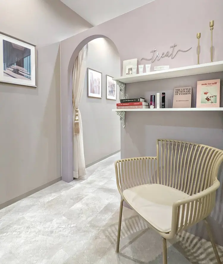 treat eyelash &  nail salon 夙川店の内観・外観1