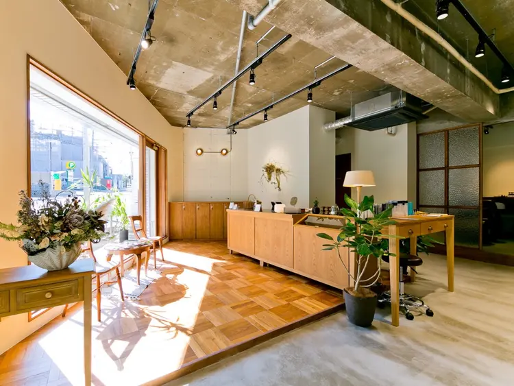 ubuhairsalonの内観・外観1