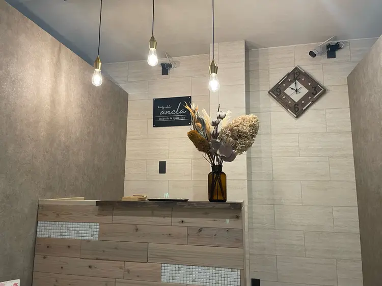 beauty atelier ａｎｅｌａ【アネラ】の内観・外観1