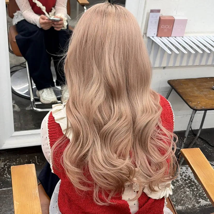 White room nagomiの掲載