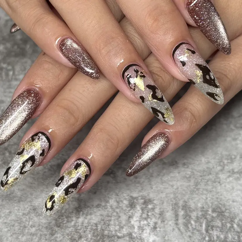 ANELA サクラの掲載