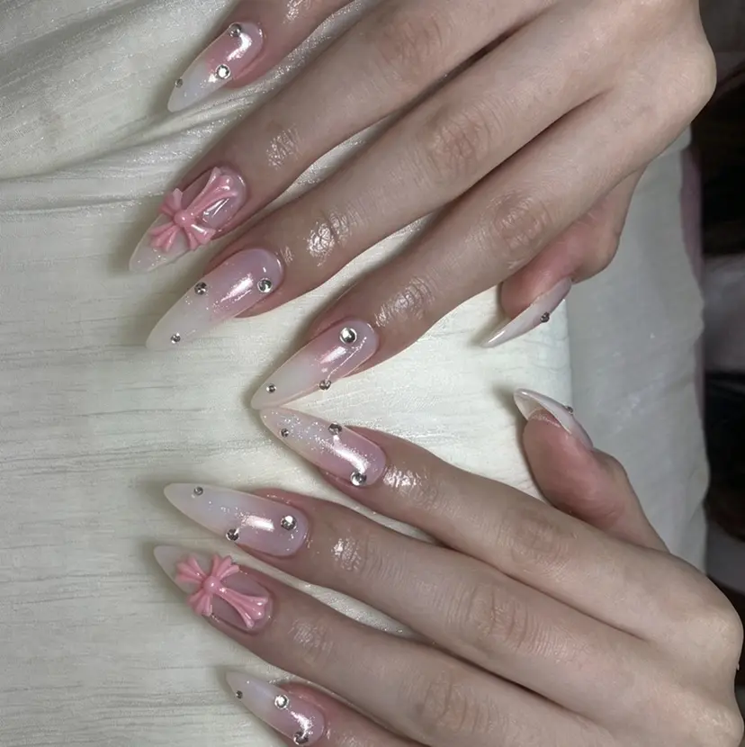 MoonNail エミの掲載