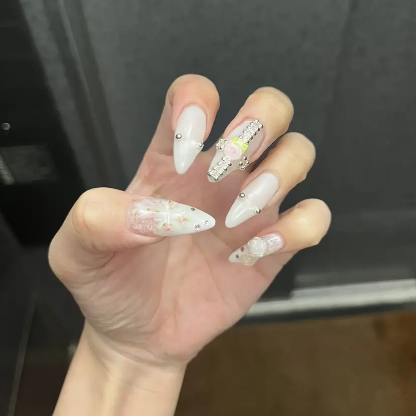 あんな🪽 Nailの掲載