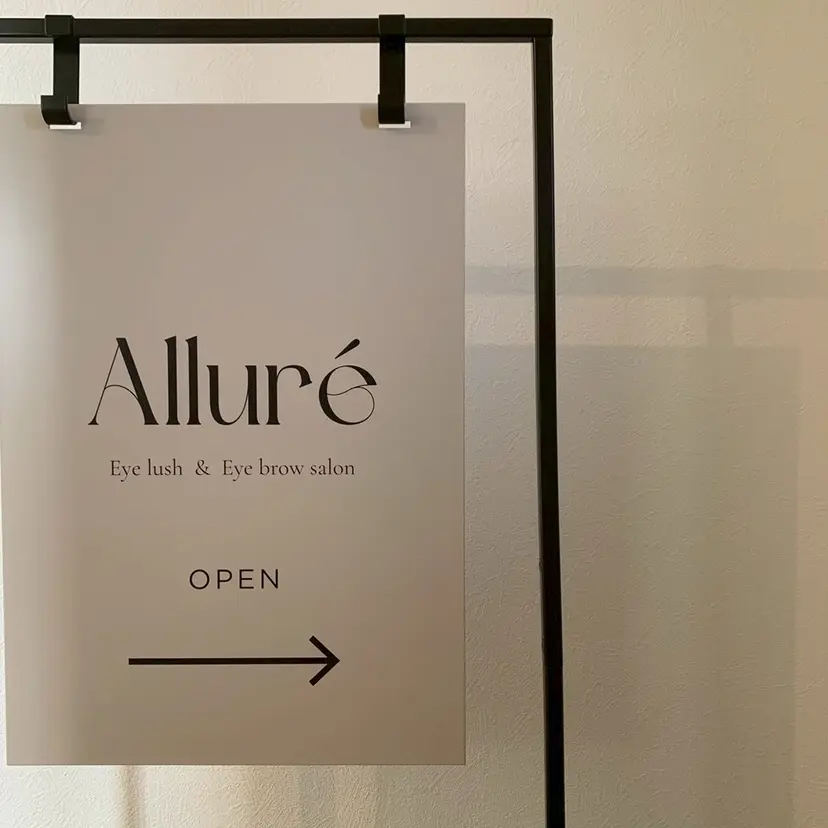 Allure Aの掲載