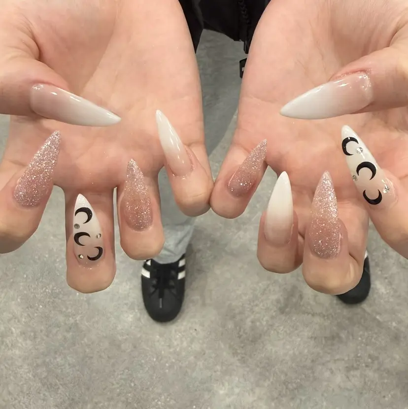 NABI NAIL miharu🖤の掲載