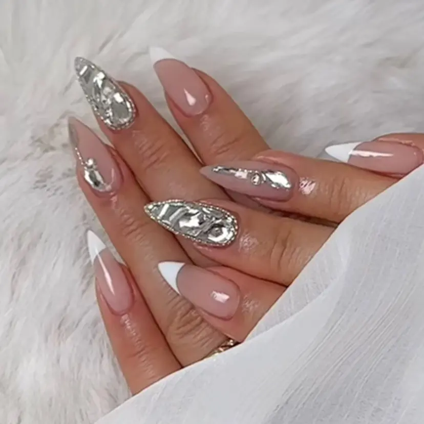 NOA NAILの掲載