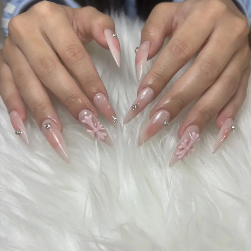 LOUISE. ✨beautyの掲載
