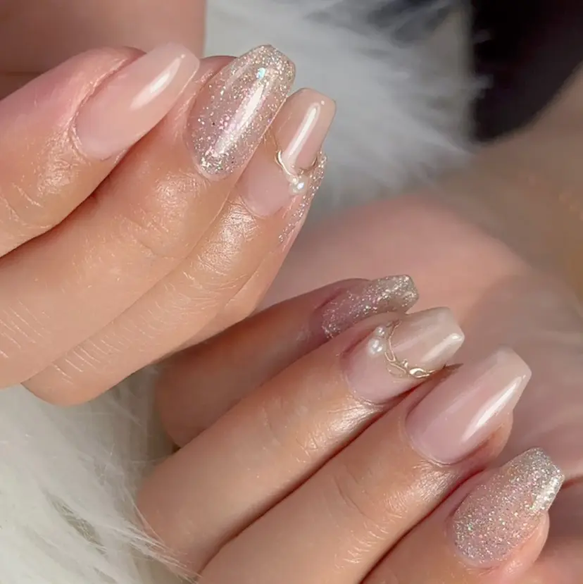 uinail 【ウイネイル】の掲載