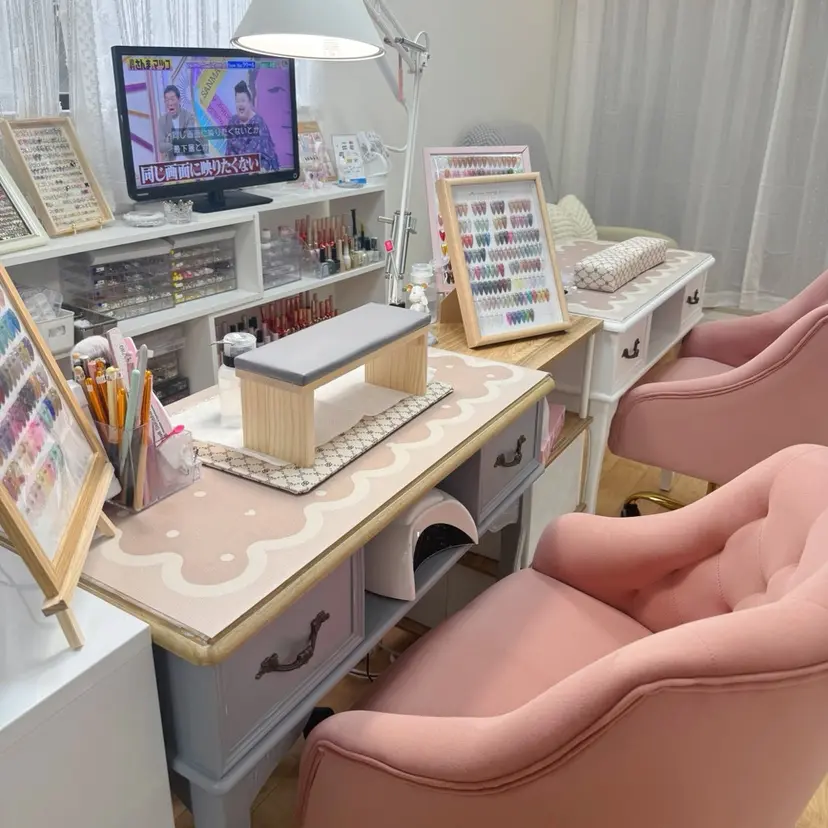 pink nailの掲載