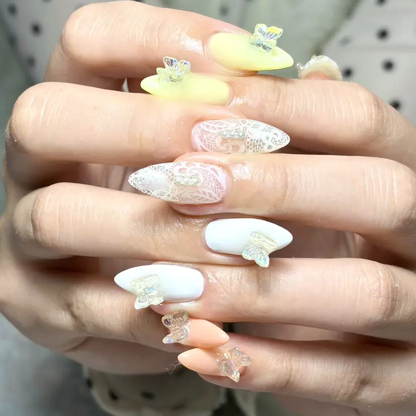 &Nail: アンドネイルコロンの掲載