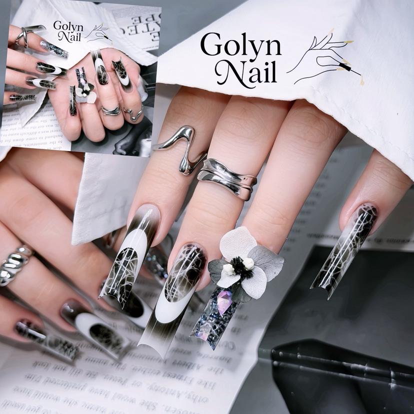 Golyn Nailの掲載