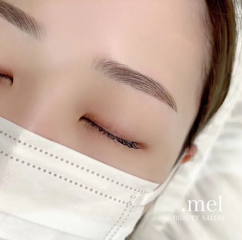 .mel【ドットメル 】眉とまつげ🎀の掲載