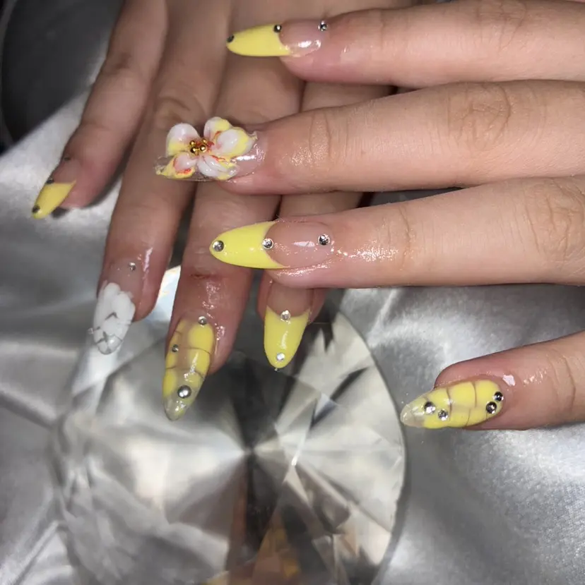 YOKOSUKA NAILS💅🩶の掲載