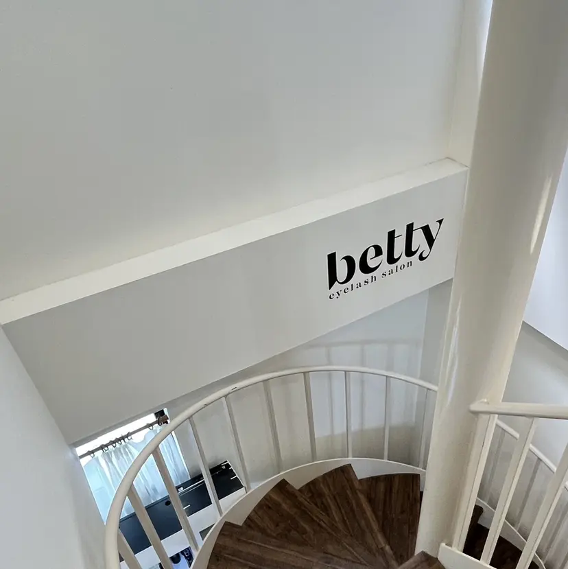 betty ANNAの掲載
