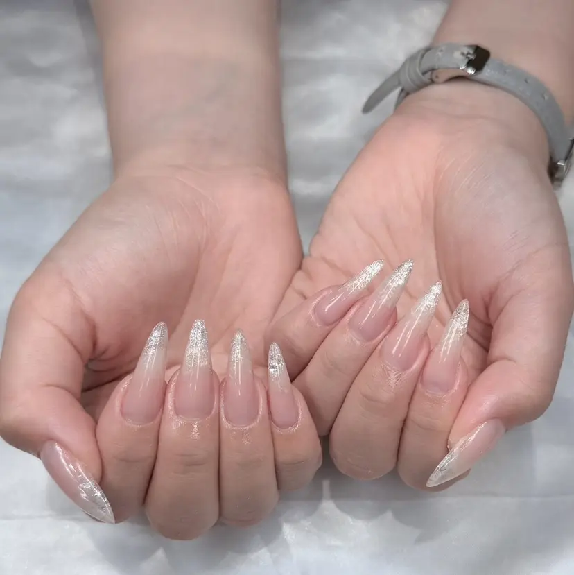 CRGNAIL EMIRIの掲載