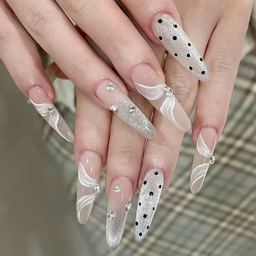 K. nailの掲載