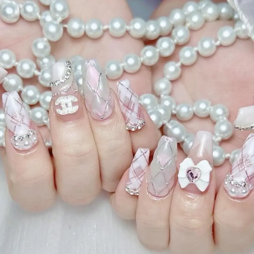 Aurum nailの掲載