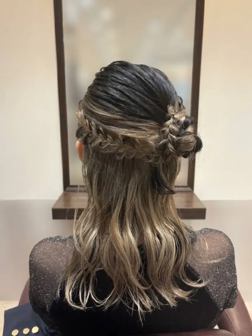チハル🌙 カラー🌙ヘアセットの掲載