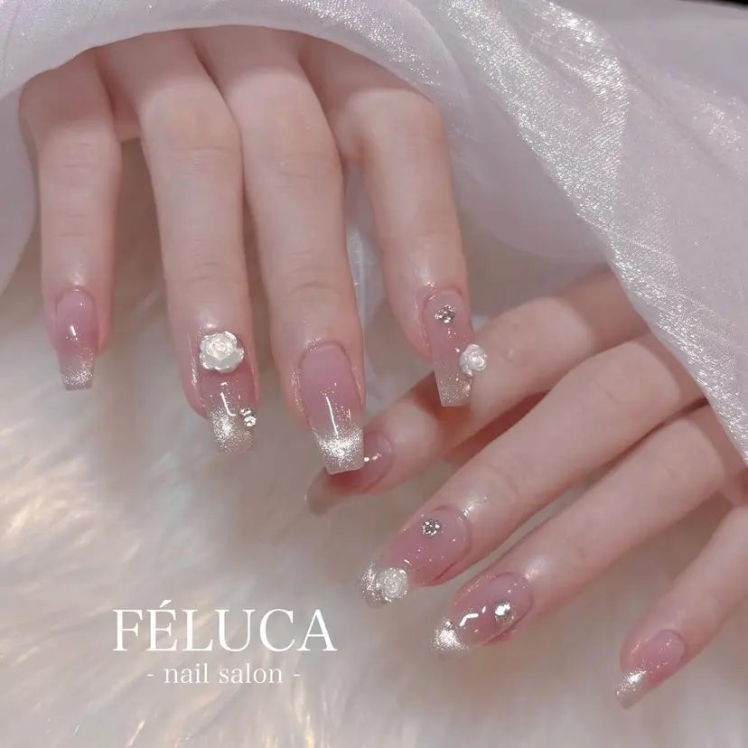 FELUCA Shioriの掲載