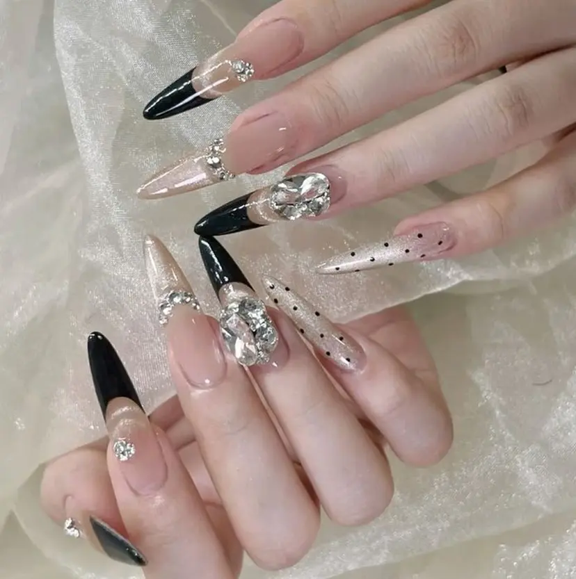 kana nailの掲載