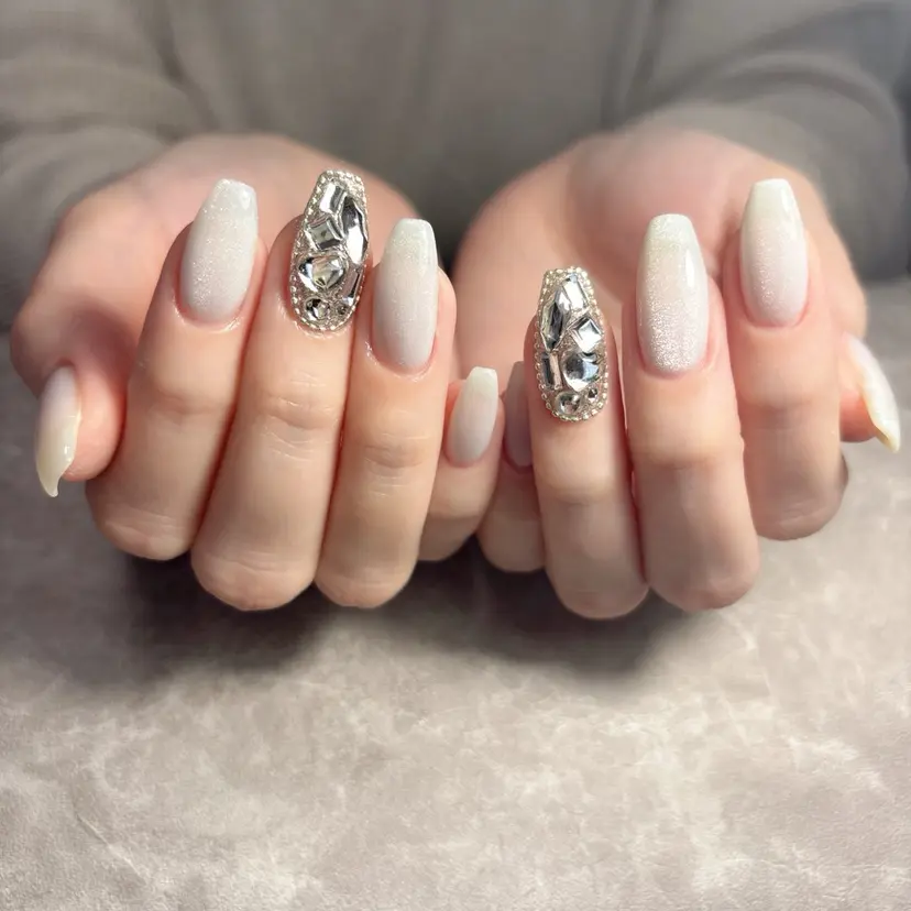 Room nailの掲載