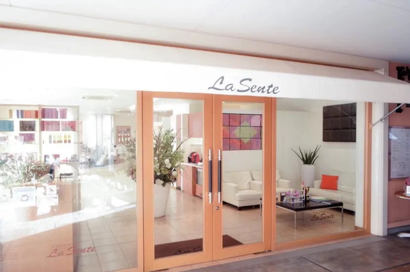 La Sente 田畑 朋美の掲載