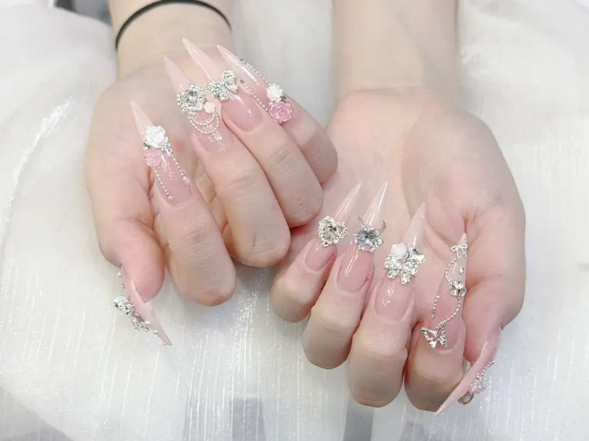 AYA Nailの掲載