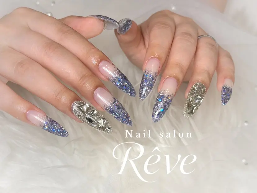 Nail salon Rêveの掲載