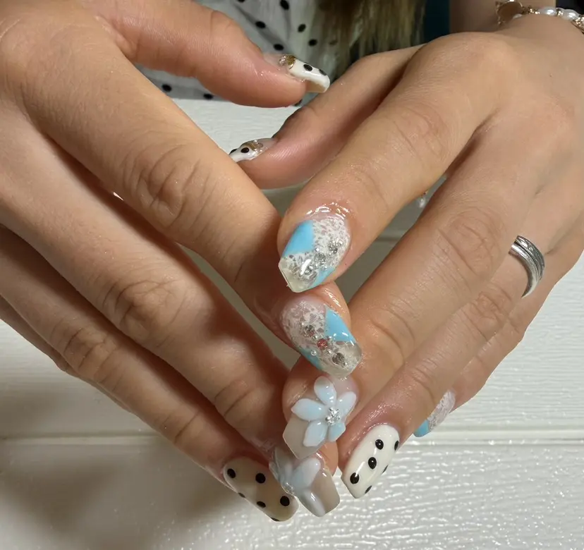 2DY NAIL SALONの掲載