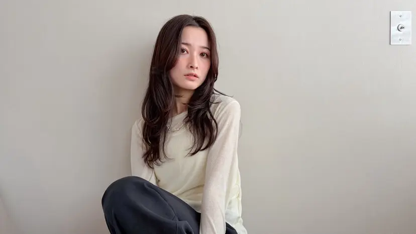 まほ/レイヤーカット 🍒🤍透明感カラーの掲載