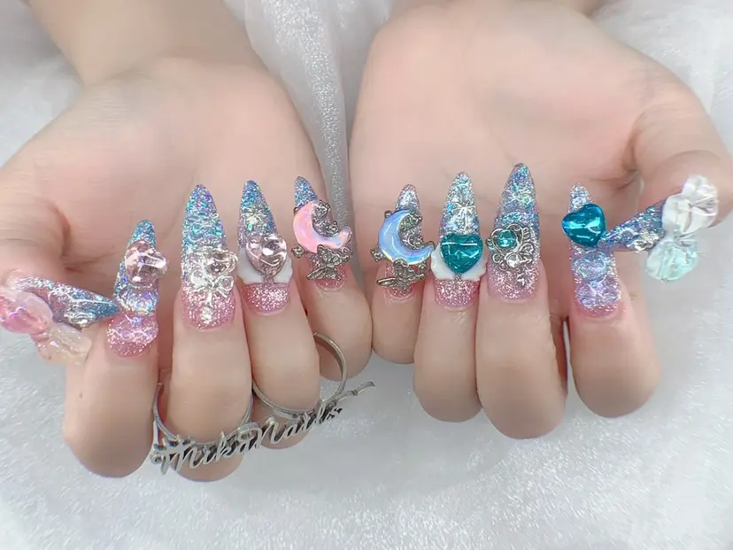 Mika nail salon 池袋の掲載