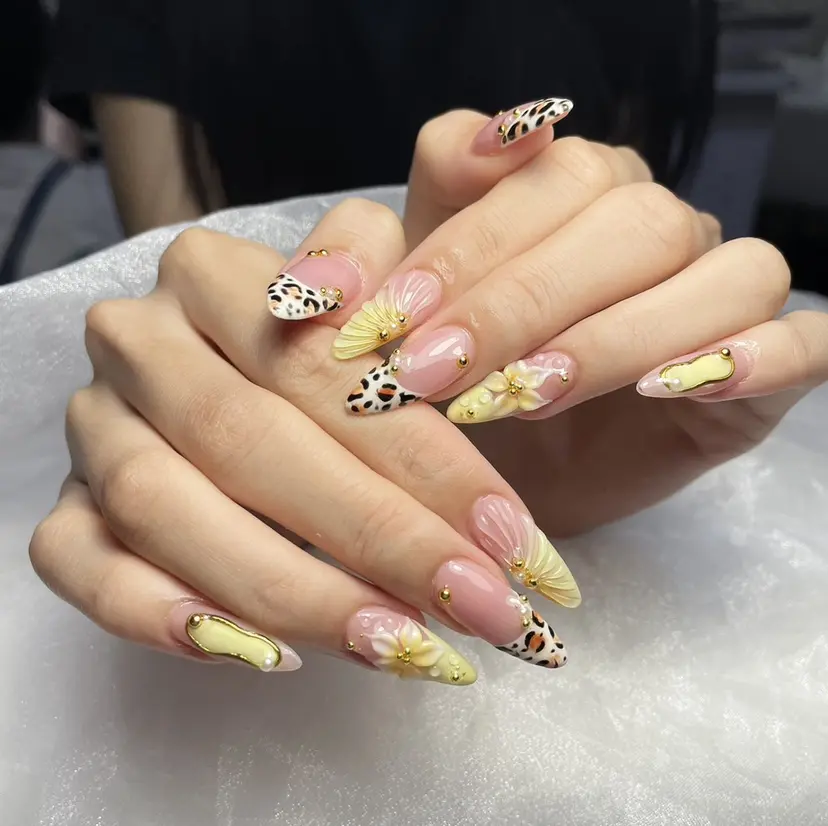 MiuMiu Nail 渋谷の掲載