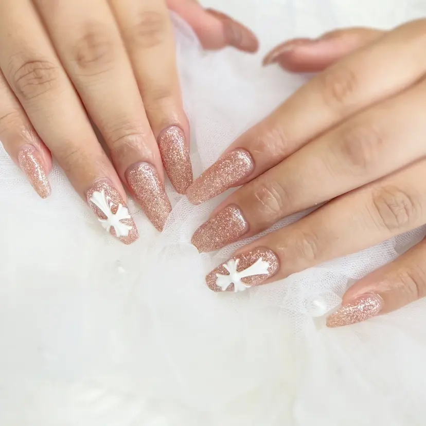 GlamM Nailの掲載