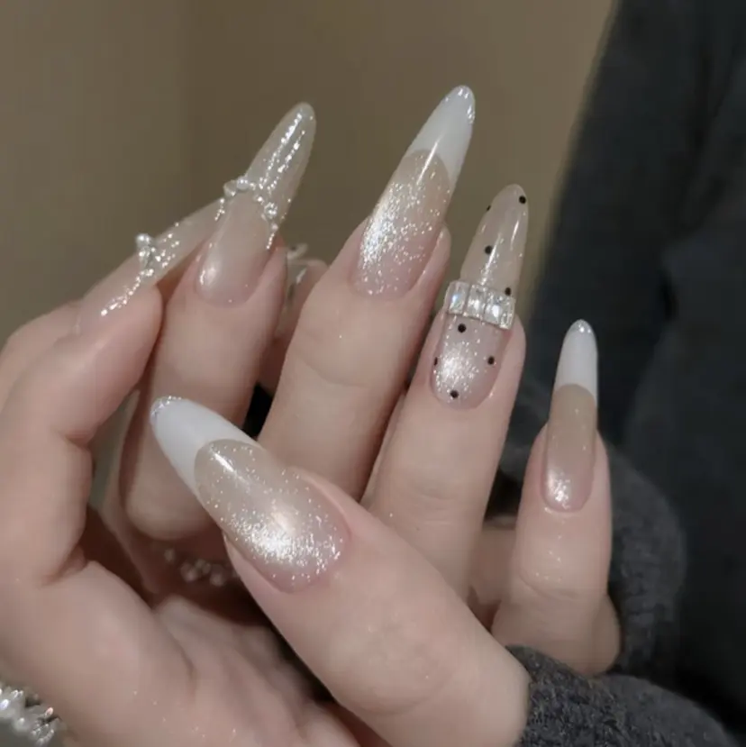 アオイnail モモの掲載