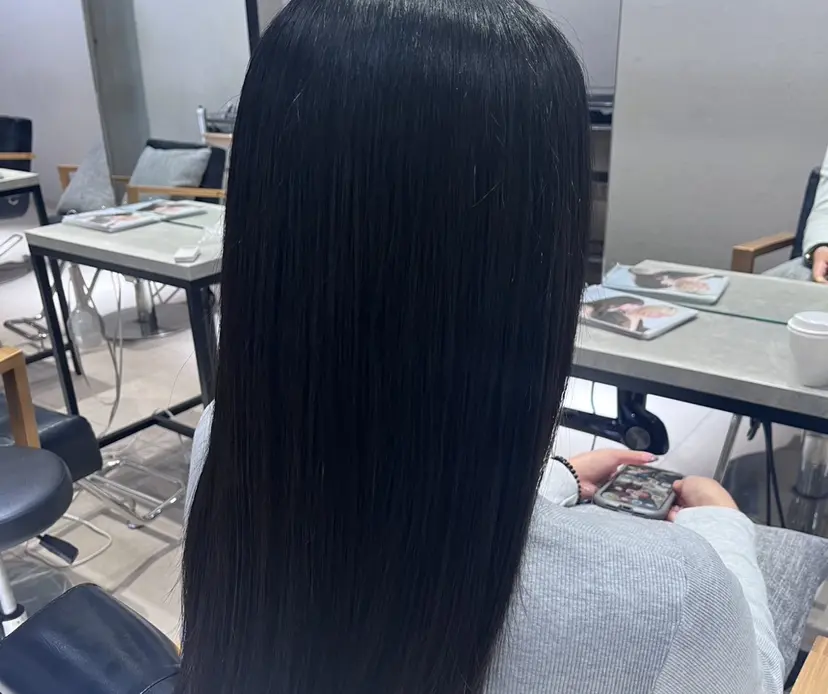 透明感カラー / 縮毛矯正 首藤大翔の掲載