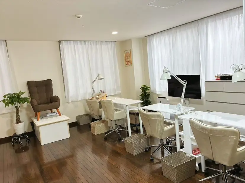 何 よよの掲載