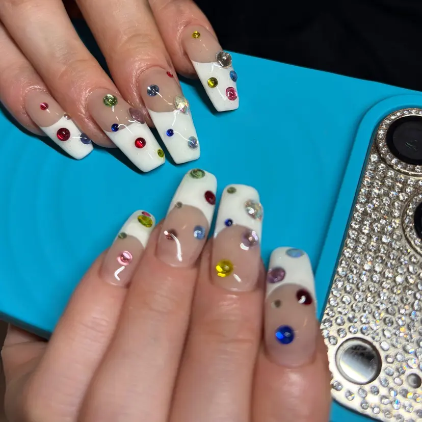AOI💫 nailの掲載