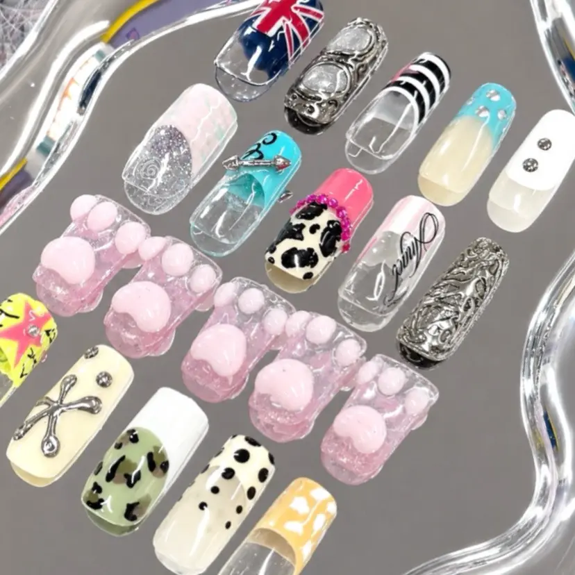 yuri / 個性派nailの掲載