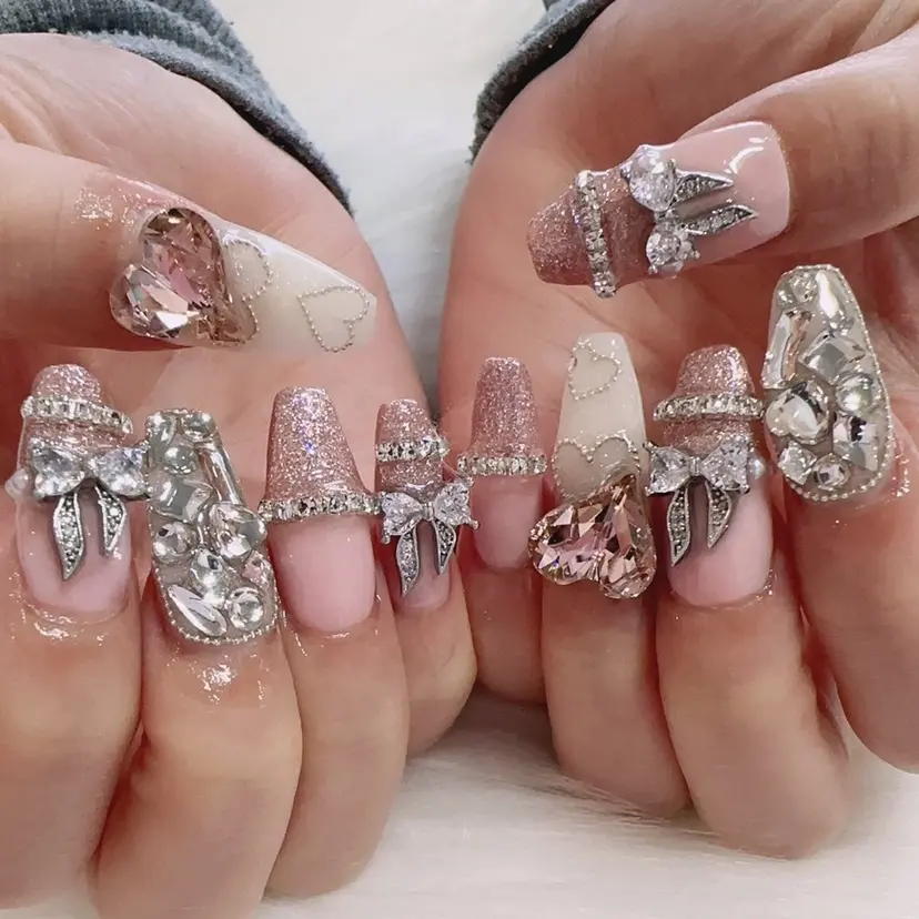 nail saron Aphrisの掲載