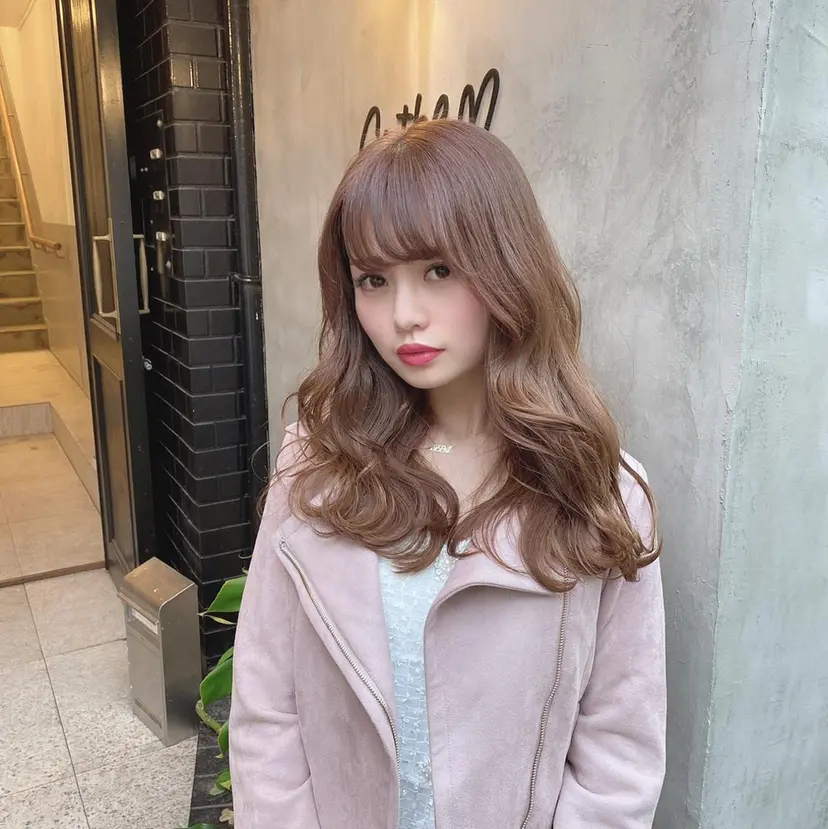 顔まわりカット✨艶髪 ✨髪質改善✨伴響佳の掲載