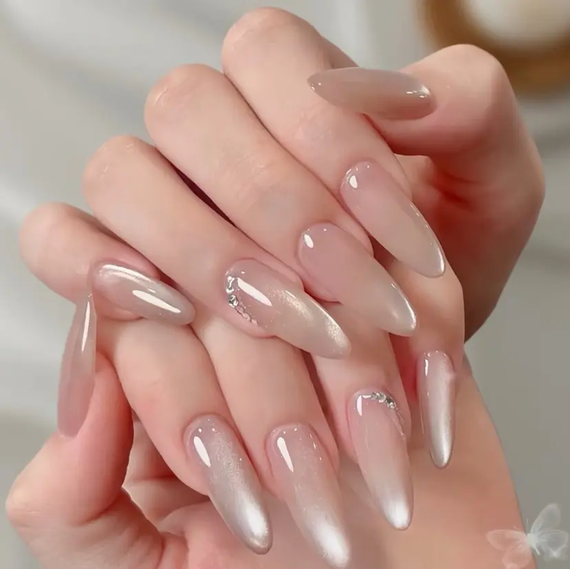 Lucky nail 山本夏海の掲載