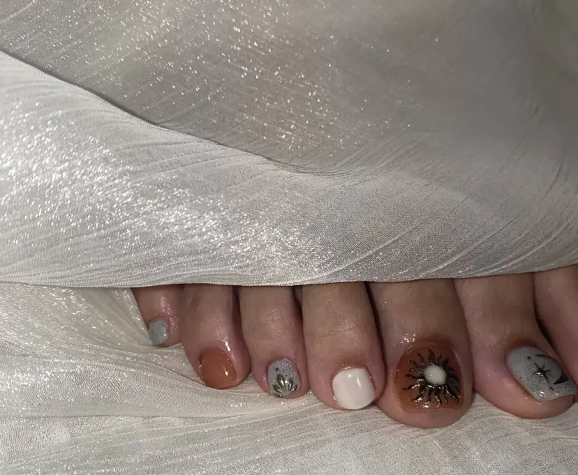 ALLY nail studioの掲載