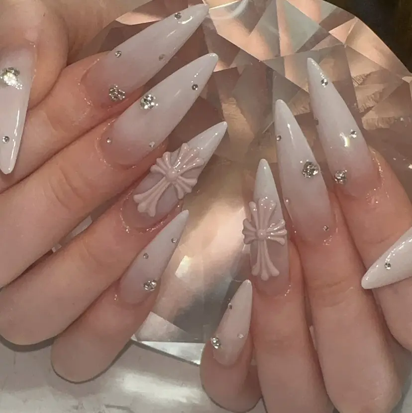 with nail.の掲載
