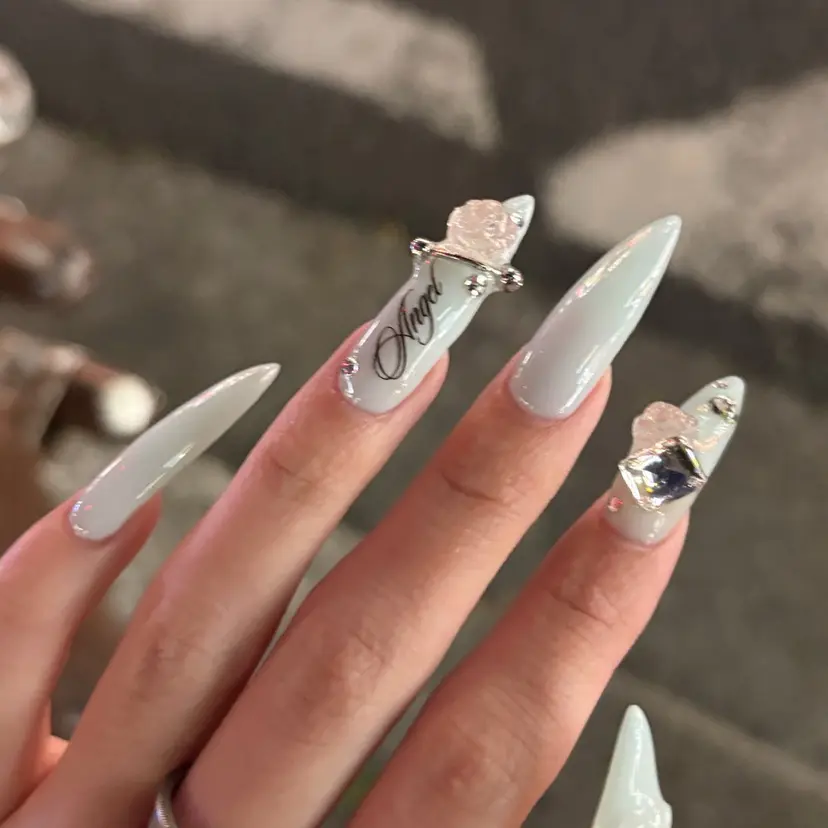 Zirnail🩶 Miyuuの掲載