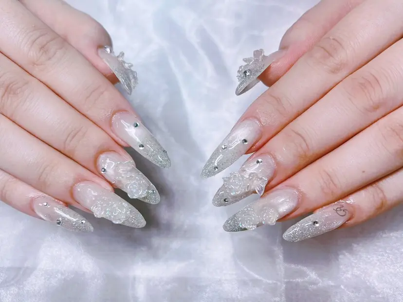 MOMO NAILの掲載