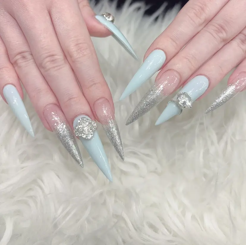 Min Coco nailの掲載